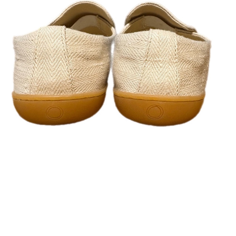 Mukishoes Elegant Cream Loafers for Women - Picture 5 of 6